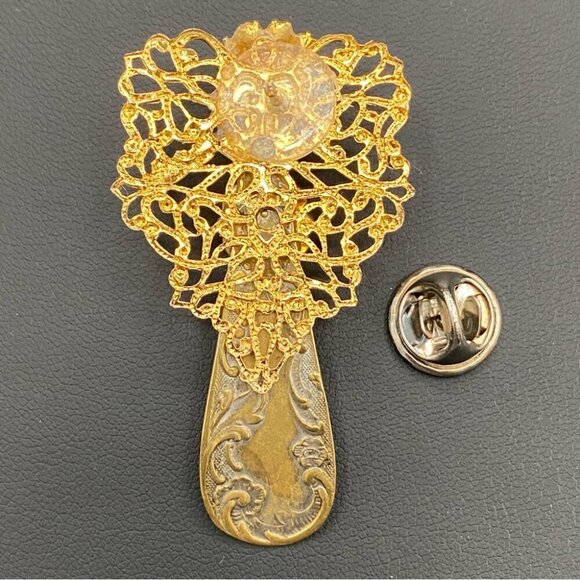 Artisan Heavenly Angel Pin Made of Vintage Spoon and Real Garnet Centre - Picture 12 of 12